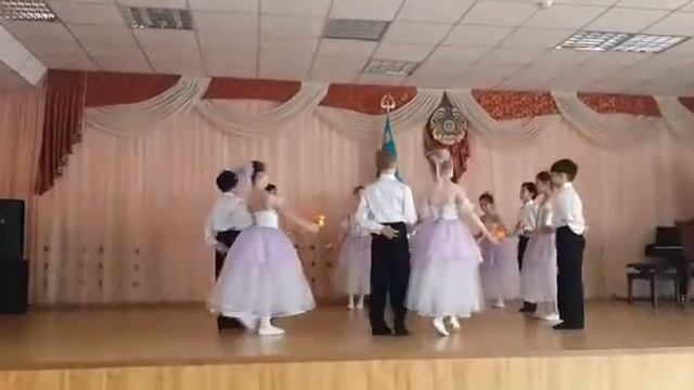 Супер танец "Полонез" смотреть онлайн