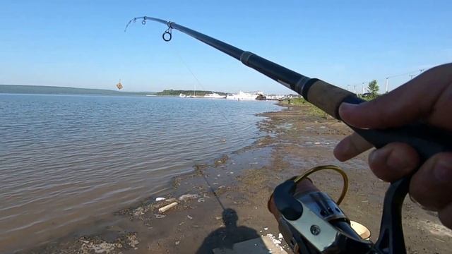 Иркутское водохранилище. Часть 1. Рыбалка на леща. Осваиваю фидер. смотреть онлайн