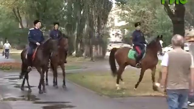 Казаки на лошадях будут патрулировать улицы Самары смотреть онлайн
