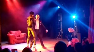 Театр на Коломенской. САНКТ-ПЕТЕРБУРГ