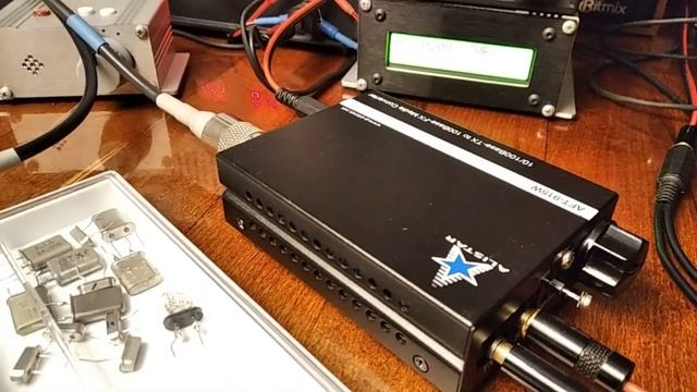 "Micro-20" QRPP Простейший трансивер 14 МГц. смотреть онлайн