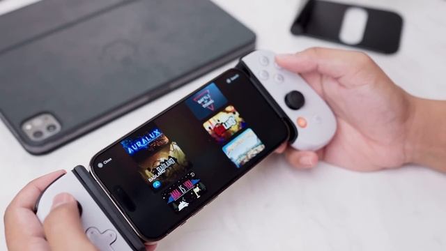 Ini Dia yang Bikin Nyaman Main PS5 di iPhone | Review Backbone Controller for iPhone смотреть онлайн