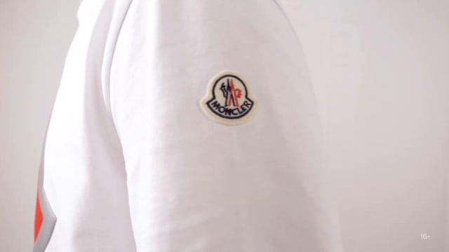 Образ в спортивном стиле от Moncler смотреть онлайн