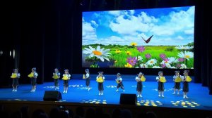 вокально-хореографический коллектив  ПАЛИТРА - танец"Мыши и сыр"