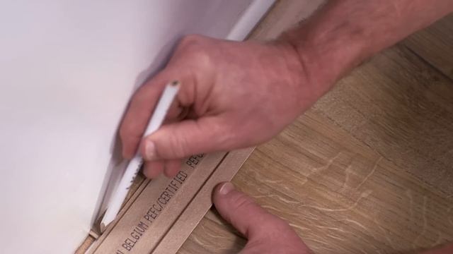 How to deal with a rising laminate floor | Tutorial by Quick-Step смотреть онлайн