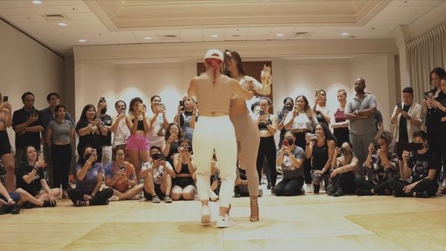 Romeo Santos - Tuyo | Magda & Valeria | Bachata Workshop