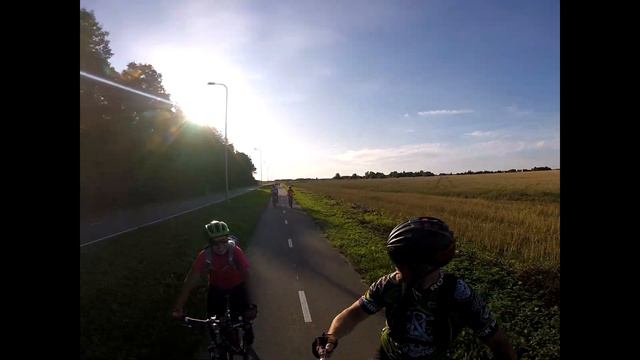 Велопрогулка вокруг озера Ulemiste 25/08/2019 смотреть онлайн