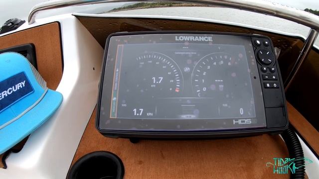 Lowrance HDS Live 9 unboxing and on the water. смотреть онлайн