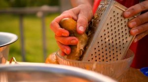 THE WOMAN LIVES ALONE IN THE MOUNTAINS! Campfire Cooking