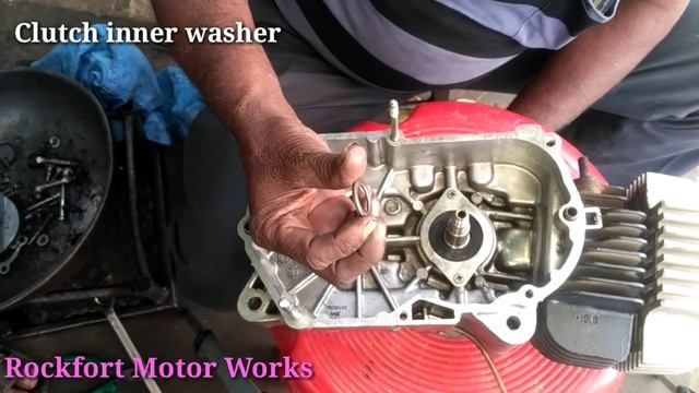 TVS Xl heavy duty engine work in தமிழ் / PART - 1 / Rockfort Motor Works смотреть онлайн