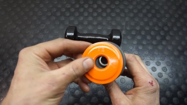 ОБРАТНЫЙ МОЛОТОК ИЗ ГАНТЕЛИ смотреть онлайн