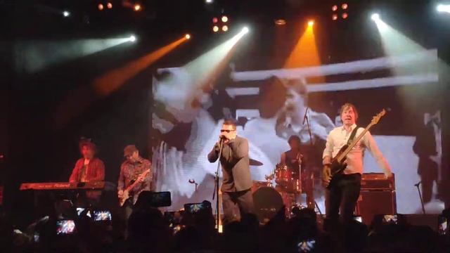 Танцы минус - Из Ленинграда смотреть онлайн