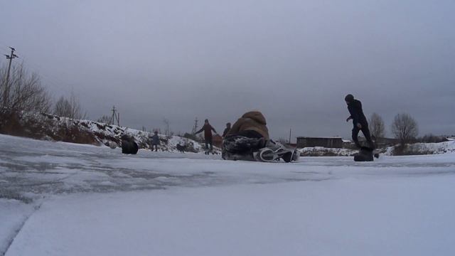 ХОККЕЙ играют Настоящие МУЖЧИНЫ трус не... смотреть онлайн