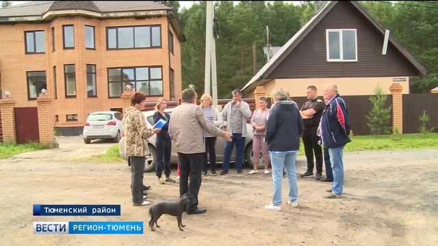 Почему жители одной из улиц в Зубарева тонут по весне и после дождей? смотреть онлайн