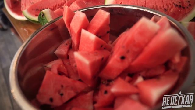 Арбузная вечеринка после полумарафона «Северная столица» смотреть онлайн