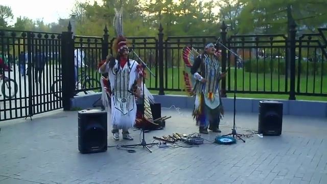 ВЕСЕЛЫЙ ЭКВАДОР В МОСКВЕ смотреть онлайн