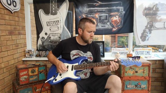 UNBOXING Squier Contemporary Stratocaster HSS Review смотреть онлайн