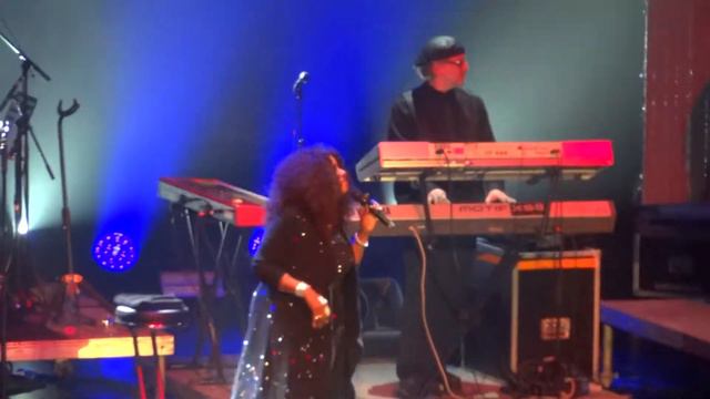 Gloria Gaynor LIVE @ Kuppelsaal - Full Concert - Hannover, 16.11.2018