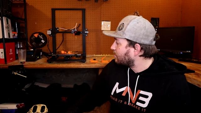 How to Fix 3D Print Warping and Lifting on a Creality CR-10 [3D Printing Basics Episode 8] смотреть онлайн