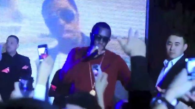 T-Killah выступил с P. Diddy (эксклюзив для BRAVO) смотреть онлайн