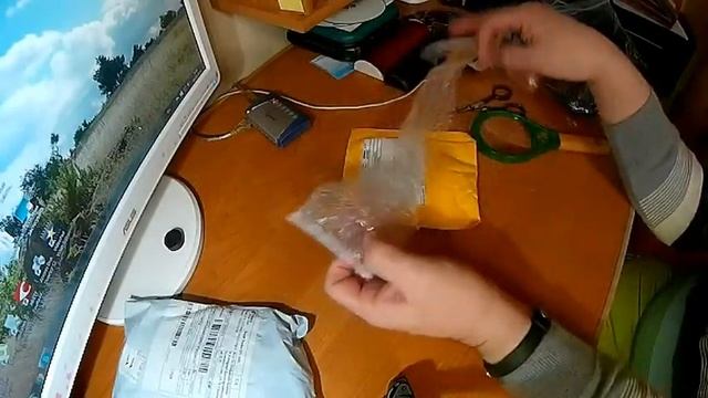 Датчик положения дроссельной заслонки и шнурок для синтезатора. смотреть онлайн