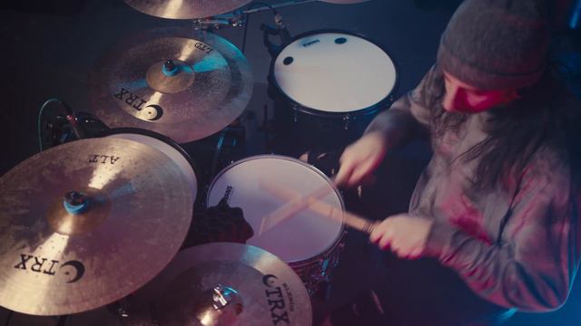 Riccardo Cenci - Machine Gun Kelly - emo girl feat. WILLOW (Drum Cover) смотреть онлайн