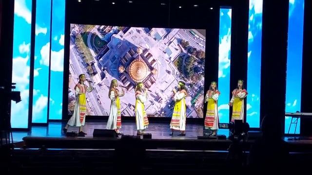 384 Ансамбль ДЕВЧОНКИ = Здравствуй, Родина моя! смотреть онлайн