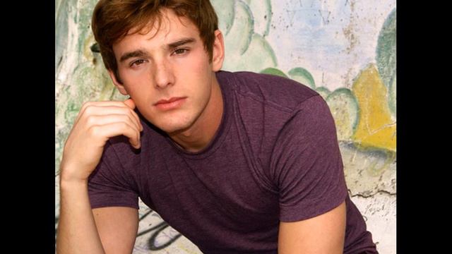 Brent Corrigan (i Wanna See Your PEACOCK)