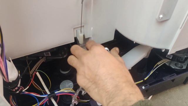 washing Machine water drain problem. washing machine se pani nikalta ja raha hai. смотреть онлайн