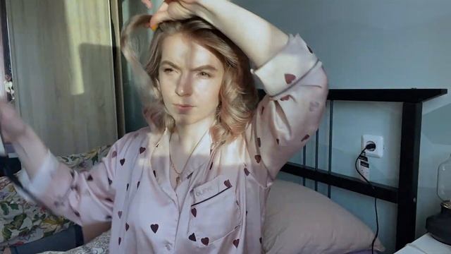 HAPPY BIRTHDAY VLOG | тортики, работа в офисе, покупка MacBook, поздравления и подарки смотреть онлайн