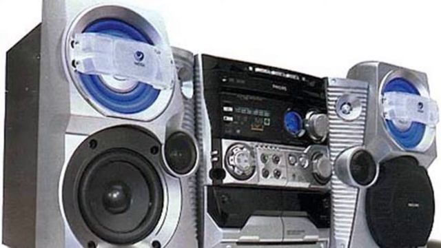 Photos of the Philips C700 | Not A Review! смотреть онлайн