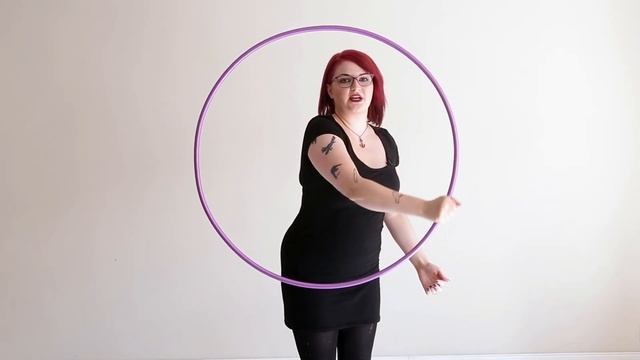 Beginner Hoop Tricks: Isolation | Tutorial смотреть онлайн