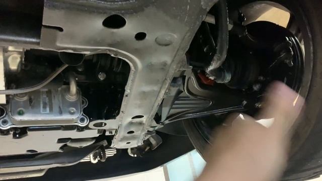 Volvo 850 T-5R AWD Swap - New Rear Axle Stub Install смотреть онлайн