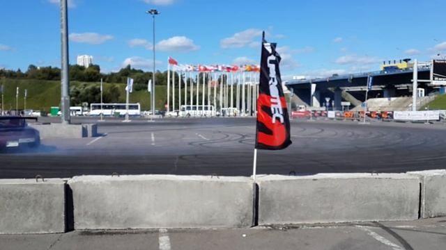 Парный дрифт на ММАС 2016 смотреть онлайн