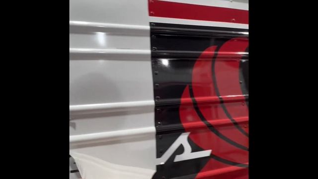 Semi-Trailer Decal Wrap Removal смотреть онлайн