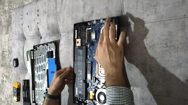 Разбор ноутбука MSI Pulse GL76 12UDK-282XRU смотреть онлайн