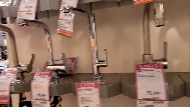 Цены на мебель в Германии/Гуляем по мебельному магазину/ Одежда и обувь со скидкой смотреть онлайн