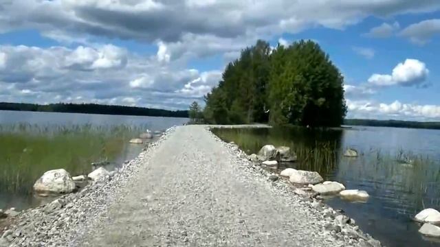 Подъезд к коттеджу ЮНИПЕРУС (Juniperus) смотреть онлайн