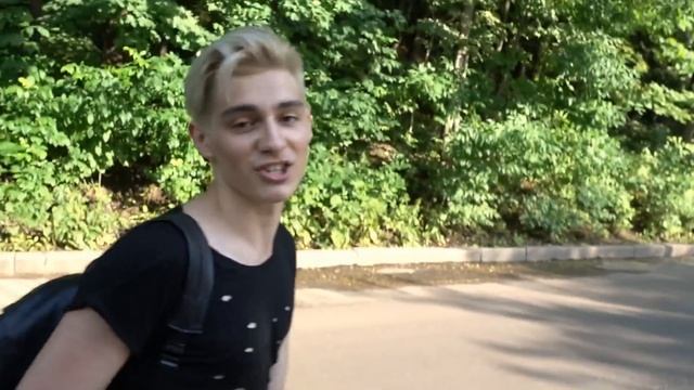 СКАНДАЛ НА РЫНКЕ смотреть онлайн