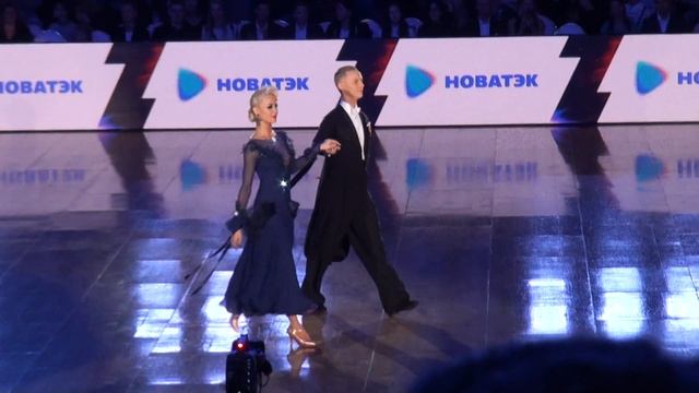 Евгений Мошенин - Дана Спицына, Эвальдас Содейка - Ева Зукаускайте Медленный фокстрот Grand Slam RO смотреть онлайн