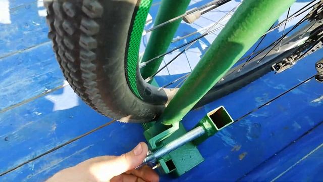 Самодельное крепление для перевозки велосипедов в принцип (кузова) автомобиля. смотреть онлайн