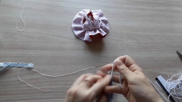 Шьем одежду для куклы сами, шорты часть 2 смотреть онлайн