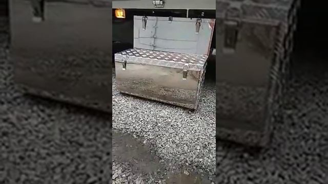 Инструментальный ящик на грузовики. смотреть онлайн