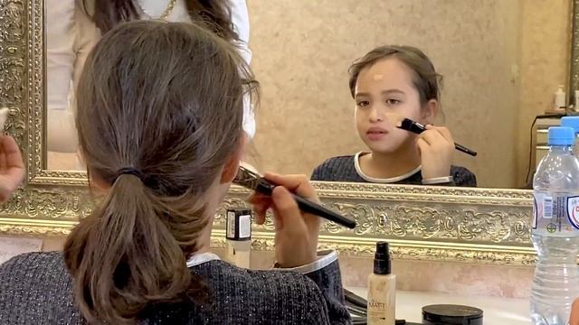 Обучение "Макияж для себя" в формате Мама + Дочка. Научите ваших девочек профессиональному макияжу! смотреть онлайн