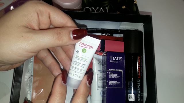 Обзор на бьюти бокс Royal Samples // Роял Семплс Ноябрь 2019 // + 5 бонусных продуктов смотреть онлайн