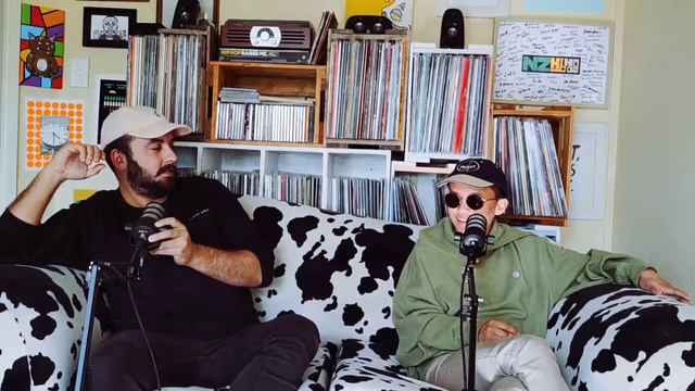 Ray Leslie X Assorted Kiwi смотреть онлайн