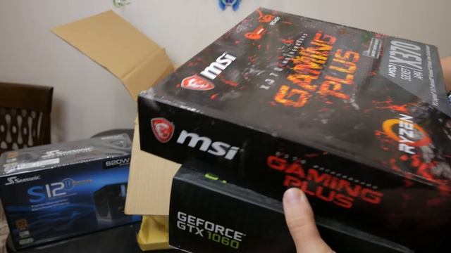 Распаковка посылки с Computerunivers - внутри Avermedia Gamer Portable 2 Plus смотреть онлайн