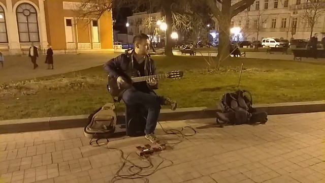 Одесса, апрель 2018, уличные музыканты, Odessa, Street musicians, Гитарист без Вокалистки 1 смотреть онлайн