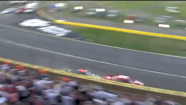2010 Sprint All-Star Showdown - Juan Pablo Montoya Crash смотреть онлайн