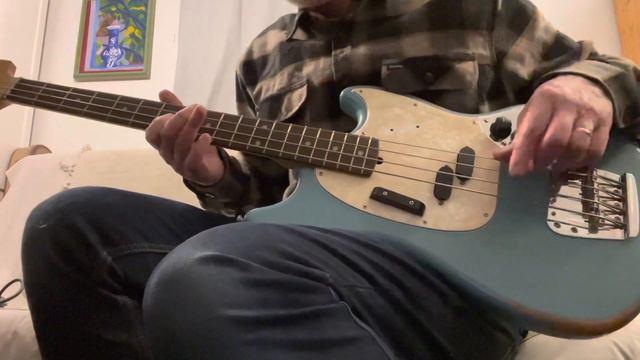 2020 Fender Justin Meldal-Johnsen JMJ Mustang Bass Road Worn Daphne Blue Short Scale MIM Mexico смотреть онлайн